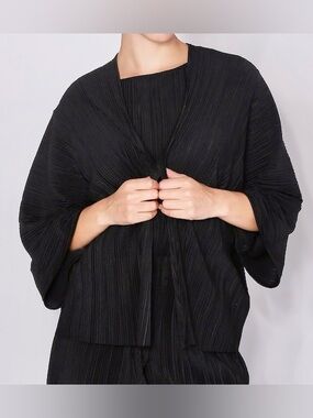 Wynne Layers Plisse Topper Kimono Cardigan Black Sz L